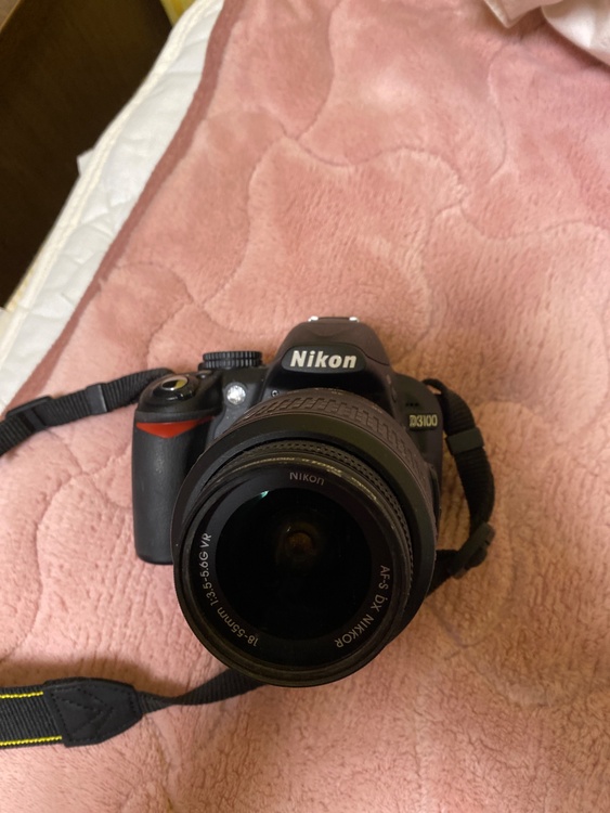 D3100（カメラ）の商品画像 - 査定依頼日：2026年4月28日 - 最高査定価格：100,000円