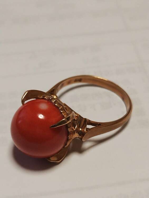 珊瑚18金リング（金・貴金属）の商品画像 - 査定依頼日：2025年4月1日 - 最高査定価格：100,000円