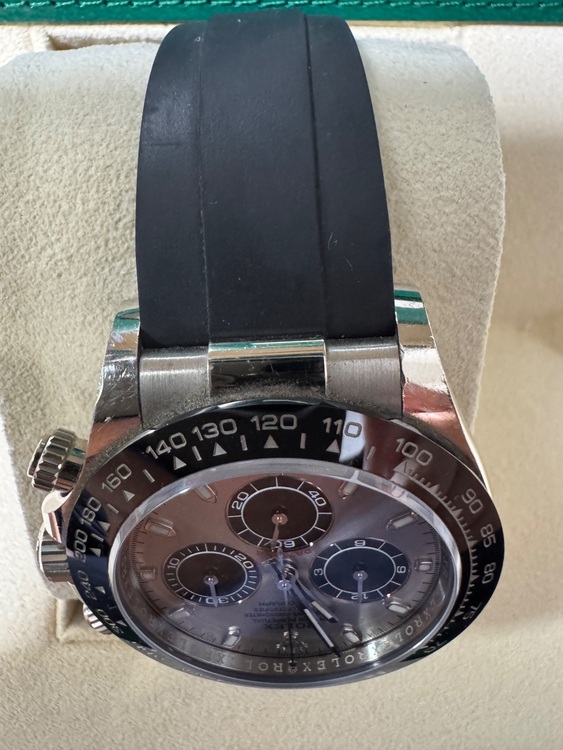 ロレックス デイトナ 116519l（高級時計）の商品画像 - 査定依頼日：2025年10月19日 - 最高査定価格：6,100,000円