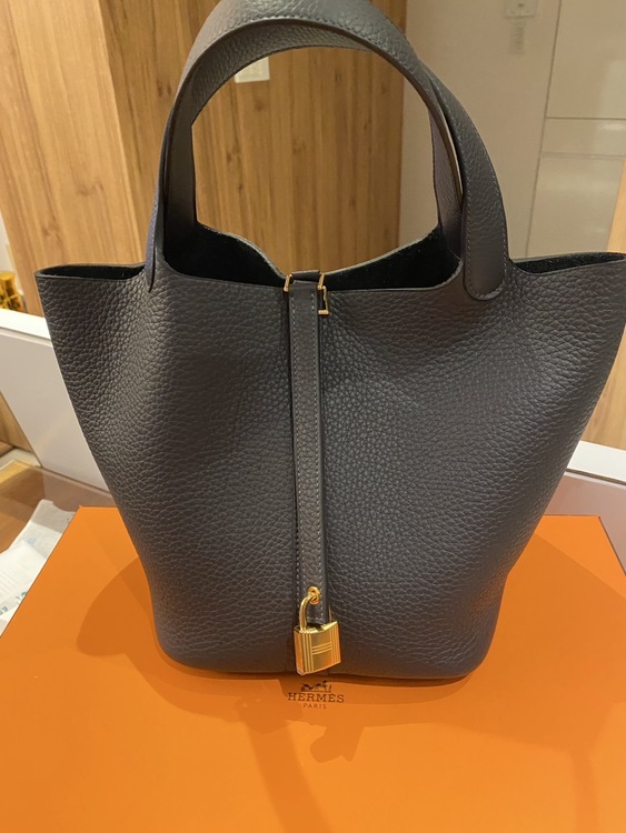 エルメス ピコタン （ブランドバッグ）の商品画像 - 査定依頼日：2025年12月7日 - 最高査定価格：560,000円