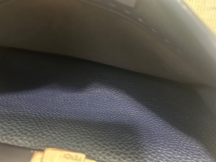 フェンディ  （ブランドバッグ）の商品画像 - 査定依頼日：2025年6月13日 - 最高査定価格：130,000円