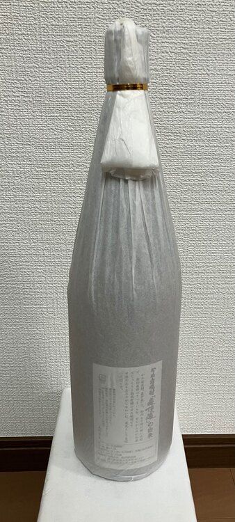 焼酎 森伊蔵 （お酒）の商品画像 - 査定依頼日：2025年2月6日 - 最高査定価格：11,000円
