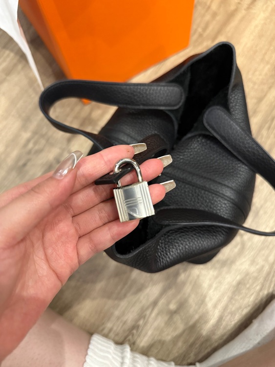 エルメス ピコタン （ブランドバッグ）の商品画像 - 査定依頼日：2025年6月16日 - 最高査定価格：550,000円