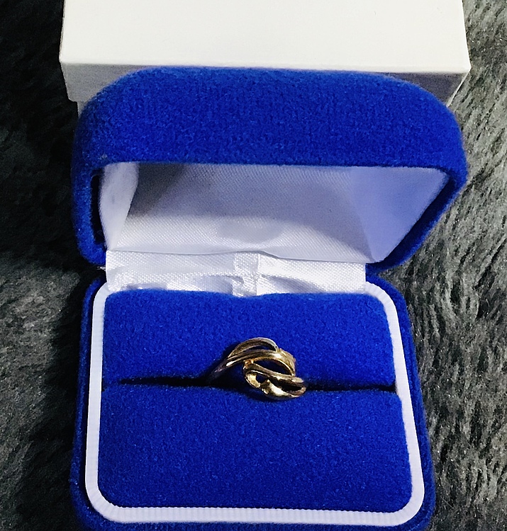 18Kリング（宝石）の商品画像 - 査定依頼日：2020年4月18日