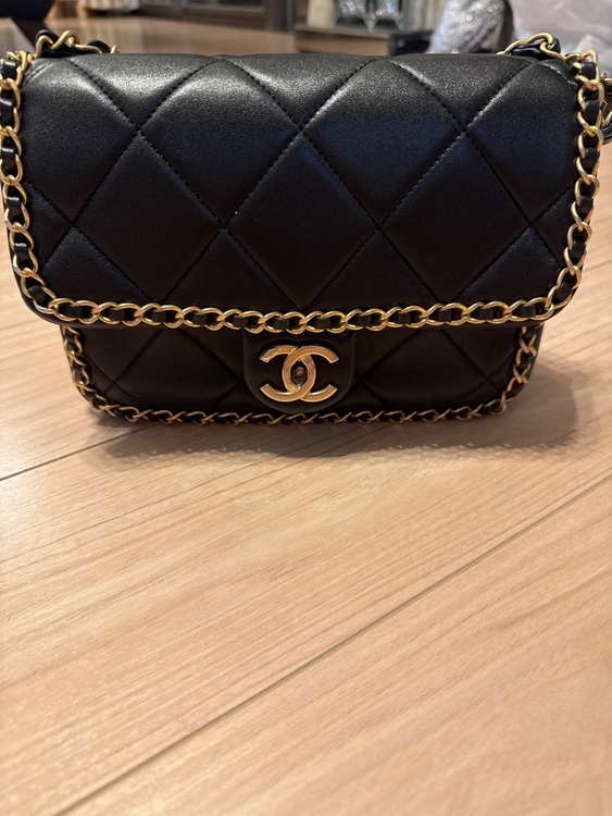 マトラッセチェーンショルダー（ブランドバッグ）の商品画像 - 査定依頼日：2026年2月15日 - 最高査定価格：820,000円