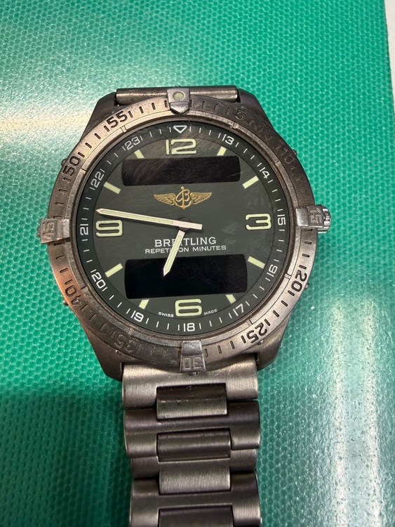 ブライトリング その他 E6505（高級時計）の商品画像 - 査定依頼日：2026年1月23日 - 最高査定価格：280,000円