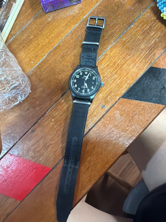 IWC パイロットウォッチ 630212（高級時計）の商品画像 - 査定依頼日：2026年3月11日 - 最高査定価格：600,000円