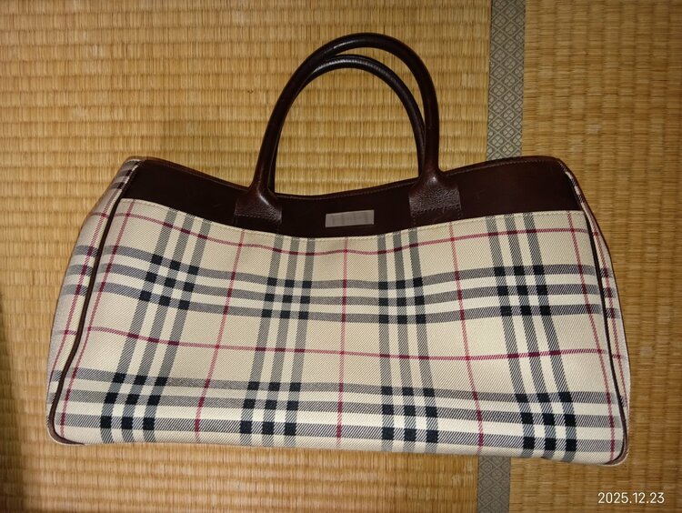 バーバリーバック（ブランドバッグ）の商品画像 - 査定依頼日：2025年12月23日 - 最高査定価格：10,000円