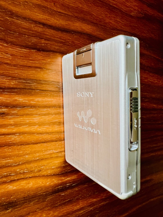 ソニー／ウォークマン／WM-EX2000（オーディオ・スピーカー）の商品画像 - 査定依頼日：2026年8月22日 - 最高査定価格：36,100円