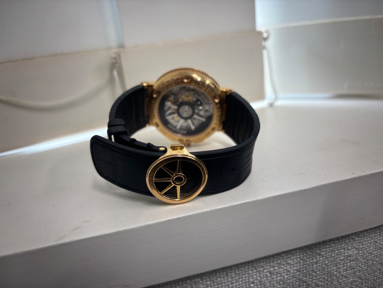 ブレゲ マリーン クロノグラフ5527bq（高級時計）の商品画像 - 査定依頼日：2025年7月29日 - 最高査定価格：3,000,000円