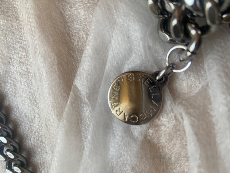 ステラマッカートニー　かばん（ブランドバッグ）の商品画像 - 査定依頼日：2025年9月1日 - 最高査定価格：2,500円