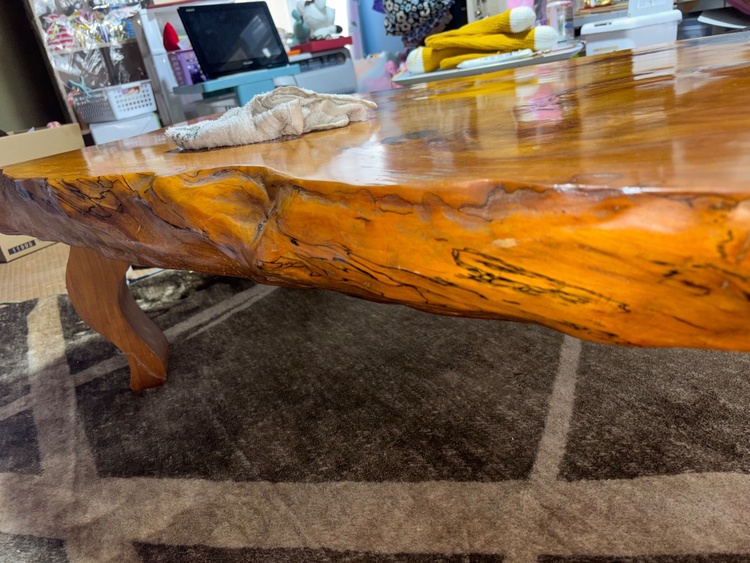 欅 一枚板テーブル（美術品・骨董品）の商品画像 - 査定依頼日：2026年4月13日 - 最高査定価格：100,000円