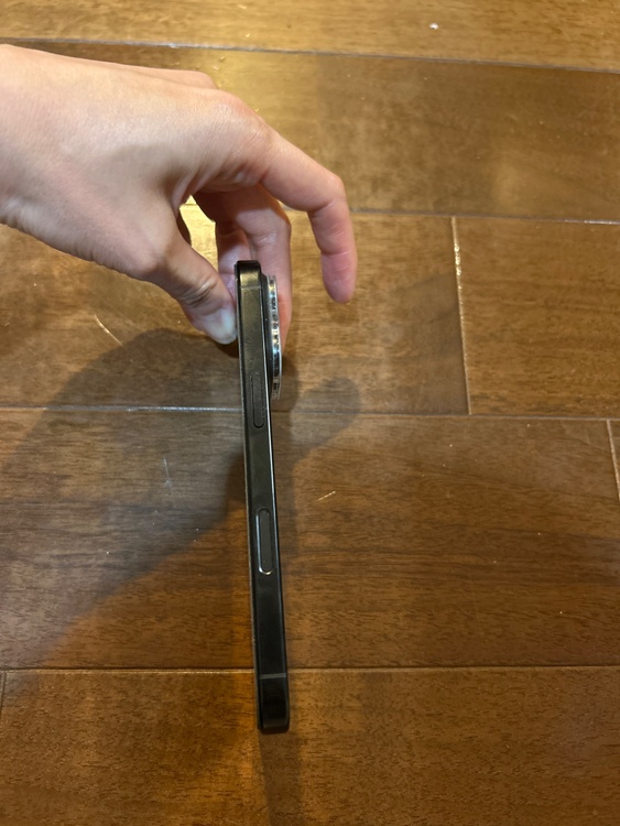 iPhone16pro 256GB  黒（スマホ）の商品画像 - 査定依頼日：2026年3月6日 - 最高査定価格：101,000円