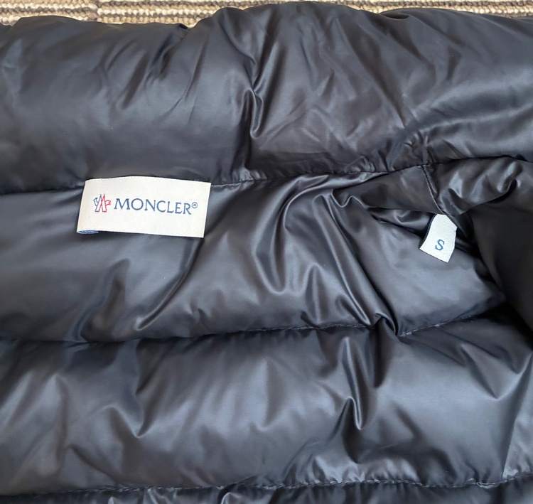 ダウンジャケット（古着・ファッション）の商品画像 - 査定依頼日：2026年1月15日 - 最高査定価格：40,000円