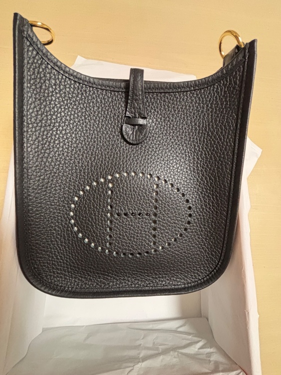 エルメス エブリン （ブランドバッグ）の商品画像 - 査定依頼日：2025年12月10日 - 最高査定価格：350,000円