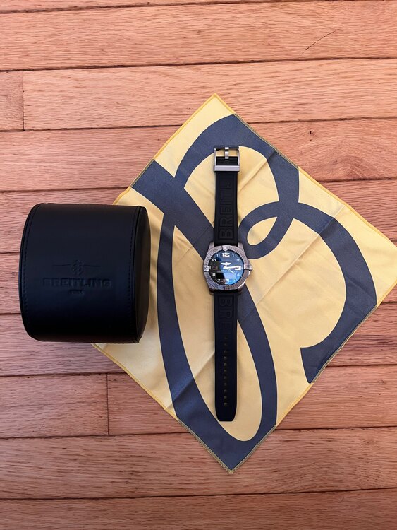 ブライトリング その他 （高級時計）の商品画像 - 査定依頼日：2025年4月2日 - 最高査定価格：320,000円