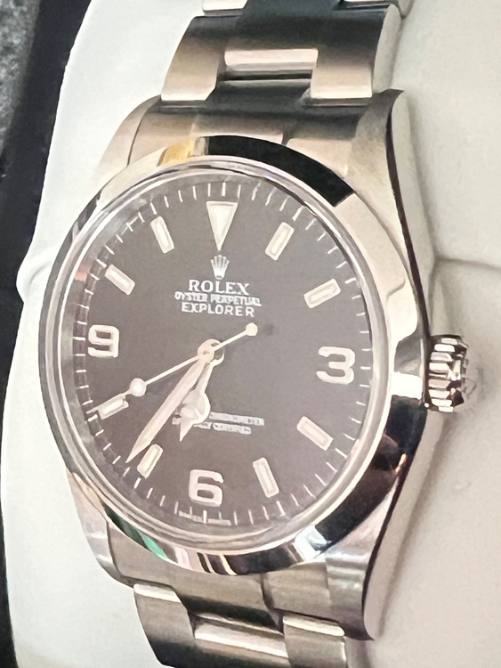 エクスプローラー1  114270（高級時計）の商品画像 - 査定依頼日：2025年11月17日 - 最高査定価格：1,000,000円