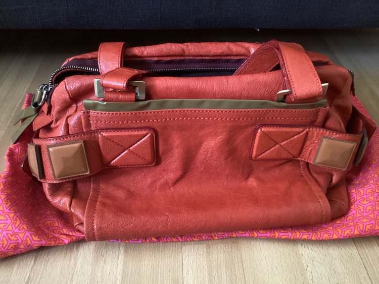 ハンドバッグ（ブランドバッグ）の商品画像 - 査定依頼日：2025年6月17日 - 最高査定価格：50,000円