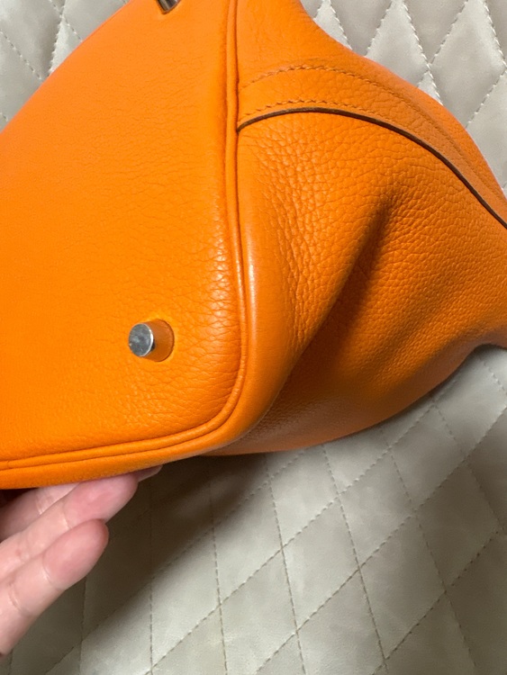 ピコタン　◻︎M（ブランドバッグ）の商品画像 - 査定依頼日：2025年11月27日 - 最高査定価格：240,000円