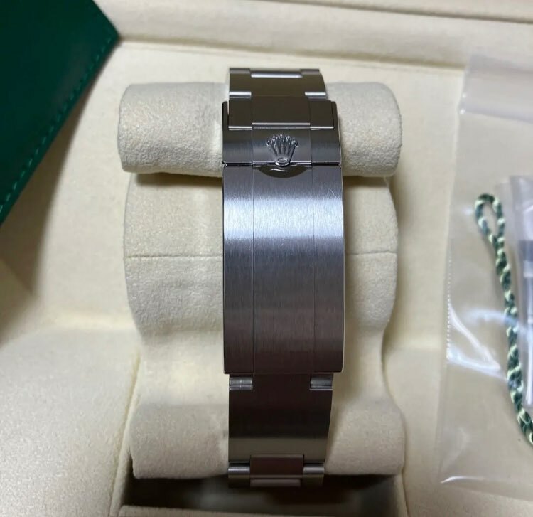 ロレックス シードゥエラー 12666（高級時計）の商品画像 - 査定依頼日：2025年2月3日 - 最高査定価格：1,830,000円