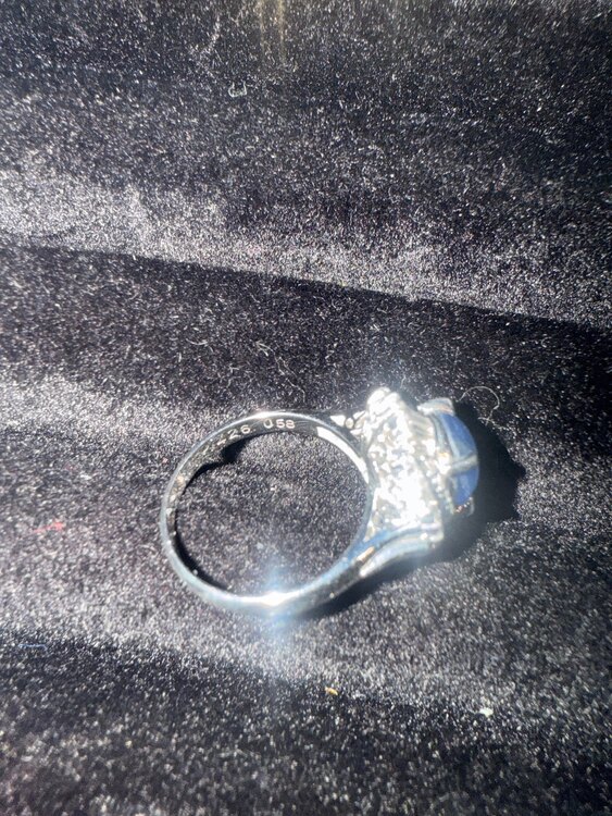 指輪（宝石）の商品画像 - 査定依頼日：2025年5月20日 - 最高査定価格：300,000円