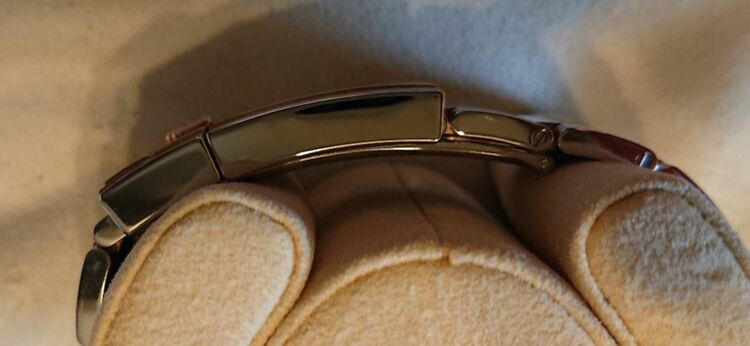 ロレックス GMTマスター （高級時計）の商品画像 - 査定依頼日：2025年8月31日 - 最高査定価格：2,850,000円