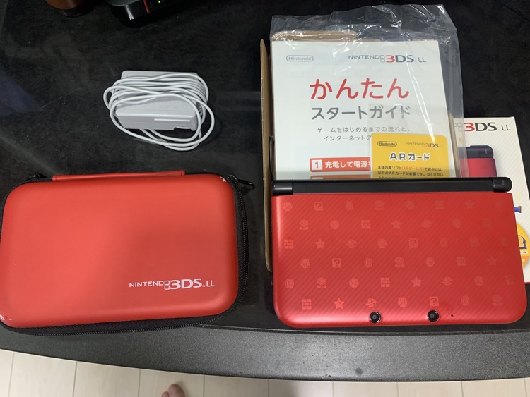 NINTENDOO 3DS LL Newスーパーマリオブラザーズ2パック（ゲーム機本体・ゲームソフト）の商品画像 - 査定依頼日：2021年11月6日 - 最高査定価格：5,710円