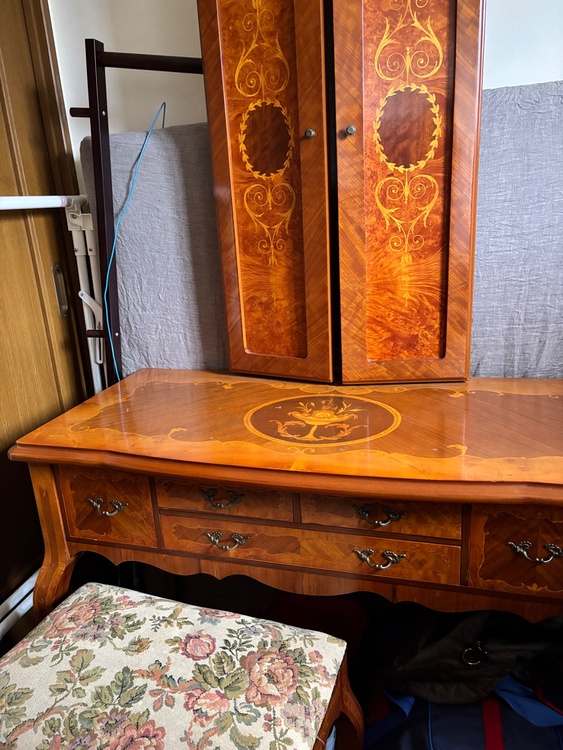 鏡台（美術品・骨董品）の商品画像 - 査定依頼日：2026年4月9日 - 最高査定価格：5,000円