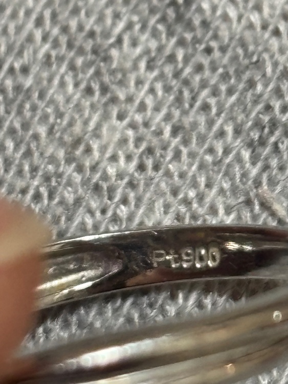 オパール リング （金・貴金属）の商品画像 - 査定依頼日：2026年1月29日 - 最高査定価格：250,000円