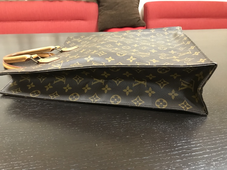 サックプラ　トートバック（ブランドバッグ）の商品画像 - 査定依頼日：2022年5月2日 - 最高査定価格：35,000円