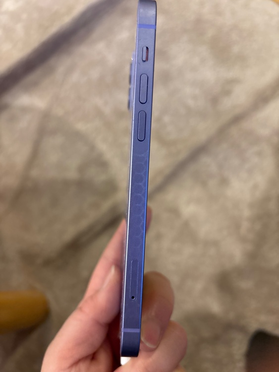 iPhone 12 128GB docomo（スマホ）の商品画像 - 査定依頼日：2026年3月23日 - 最高査定価格：24,000円