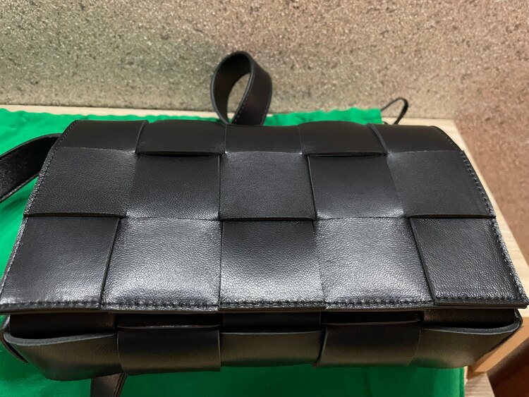 ボッテガ・ヴェネタ  （ブランドバッグ）の商品画像 - 査定依頼日：2025年3月3日 - 最高査定価格：200,000円