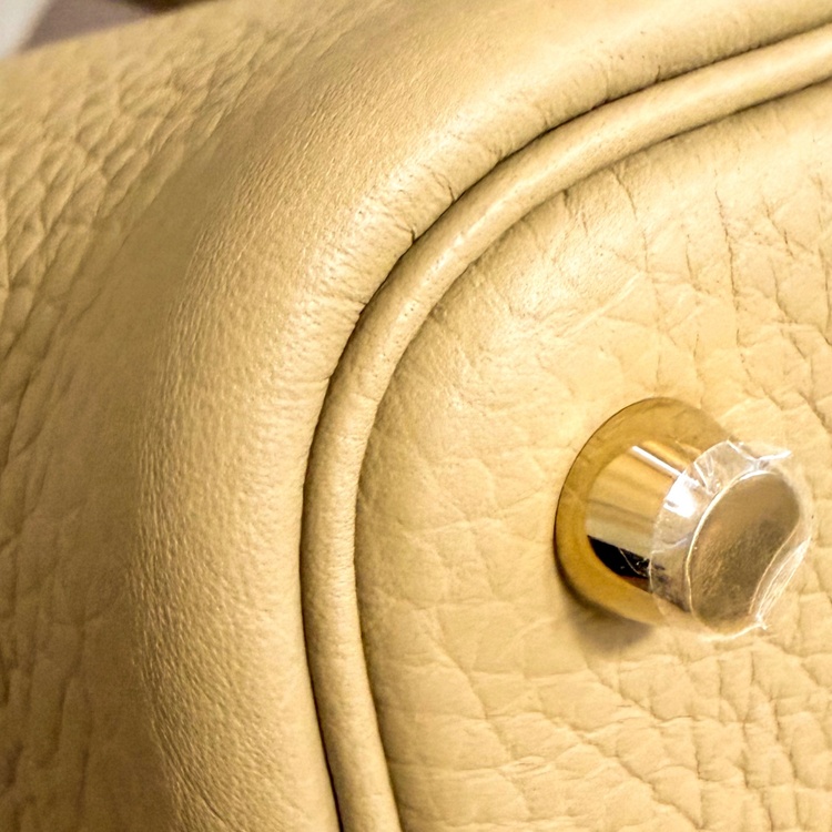 HERMES ピコタンロックPM トレンチ ゴールド金具 K刻印 新品未使用（ブランドバッグ）の商品画像 - 査定依頼日：2026年6月19日 - 最高査定価格：500,000円