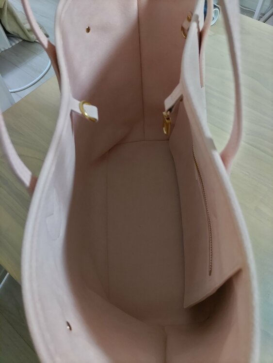 ルイヴィトン ネヴァーフル （ブランドバッグ）の商品画像 - 査定依頼日：2026年3月8日 - 最高査定価格：280,000円