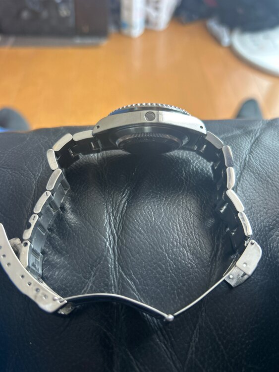 ロレックス シードゥエラー （高級時計）の商品画像 - 査定依頼日：2025年4月30日 - 最高査定価格：1,400,000円