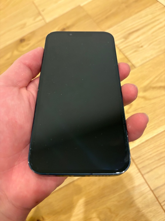 iPhone 13 128GB docomo（スマホ）の商品画像 - 査定依頼日：2026年1月22日 - 最高査定価格：100,000円