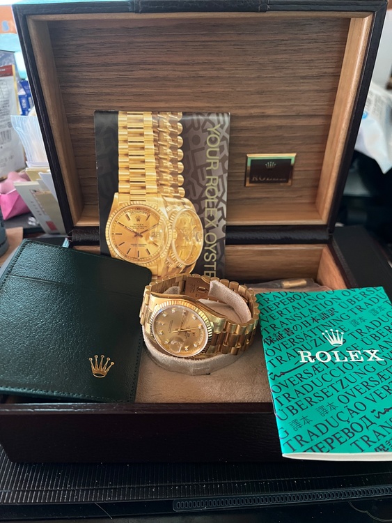 ロレックス デイデイト  デ18238A（高級時計）の商品画像 - 査定依頼日：2026年2月16日 - 最高査定価格：3,580,000円