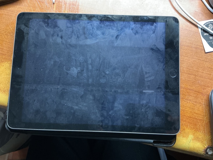 Ipad(第5世代)（PC・タブレット）の商品画像 - 査定依頼日：2026年1月29日 - 最高査定価格：5,000円