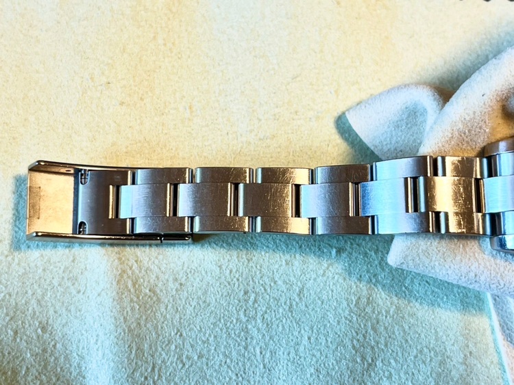 オイスターパーペチュアル（高級時計）の商品画像 - 査定依頼日：2025年8月22日 - 最高査定価格：580,000円