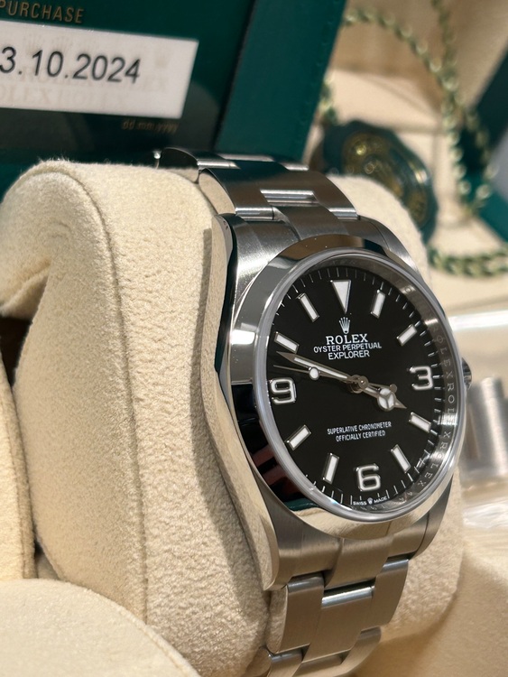 ロレックス エクスプローラー 12427（高級時計）の商品画像 - 査定依頼日：2025年11月16日 - 最高査定価格：1,340,000円