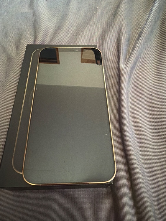 iPhone 12 Pro 128GB SIMフリー（スマホ）の商品画像 - 査定依頼日：2026年3月15日 - 最高査定価格：32,000円