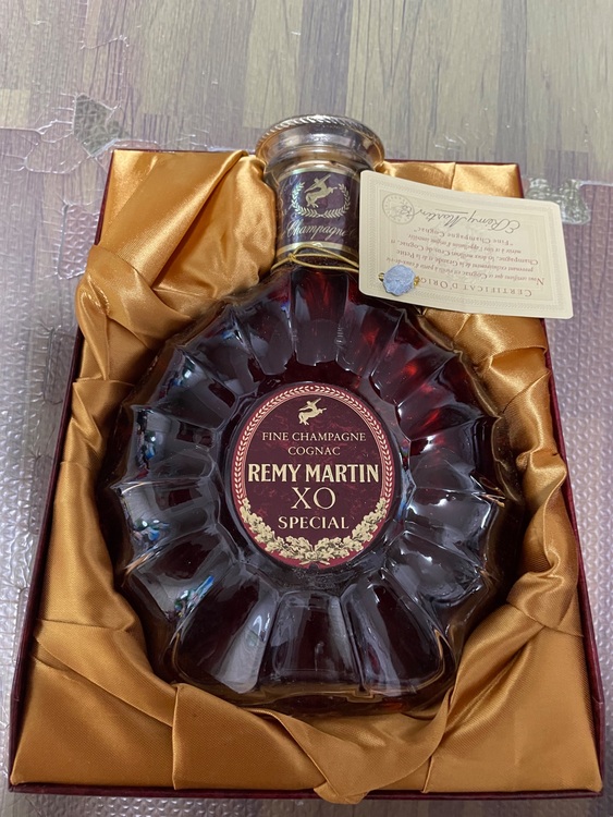 ブランデー レミーマルタン （お酒）の商品画像 - 査定依頼日：2025年11月12日 - 最高査定価格：8,000円