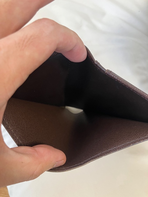 ポルトモネビエヴィエノワ（ブランド財布・小物）の商品画像 - 査定依頼日：2025年6月21日 - 最高査定価格：5,000円