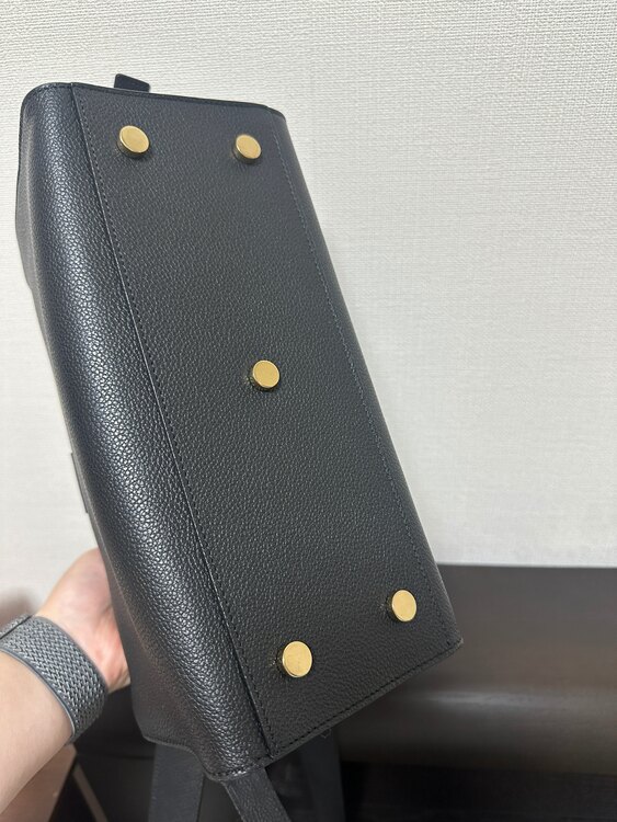 イブサンローラン  （ブランドバッグ）の商品画像 - 査定依頼日：2025年5月16日 - 最高査定価格：140,000円