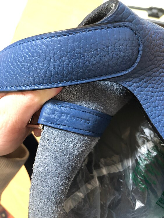 エルメス ピコタン （ブランドバッグ）の商品画像 - 査定依頼日：2025年3月29日 - 最高査定価格：330,000円