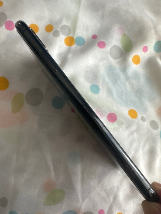 iPhoneXS Max 256GB docomo（スマホ）の商品画像 - 査定依頼日：2025年5月10日 - 最高査定価格：28,000円