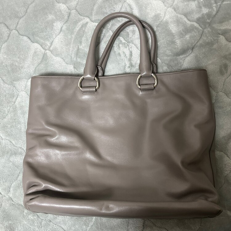 プラダ  （ブランドバッグ）の商品画像 - 査定依頼日：2025年3月28日 - 最高査定価格：60,000円