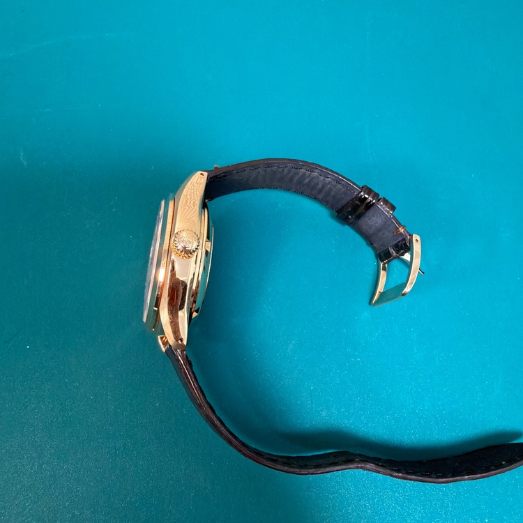 SBGH022（高級時計）の商品画像 - 査定依頼日：2026年2月13日 - 最高査定価格：1,600,000円