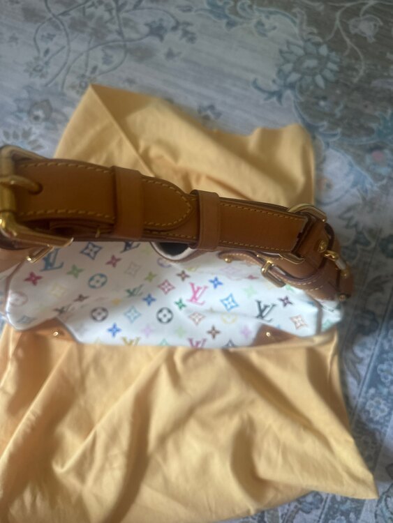 ルイヴィトン マルチカラー （ブランドバッグ）の商品画像 - 査定依頼日：2025年5月11日 - 最高査定価格：130,000円