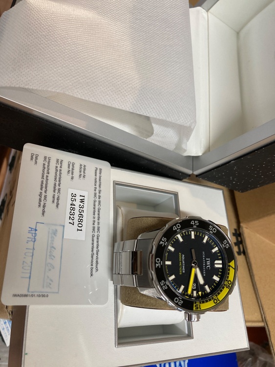 IWC アクアタイマー iw356801（高級時計）の商品画像 - 査定依頼日：2025年6月22日 - 最高査定価格：2,900,000円